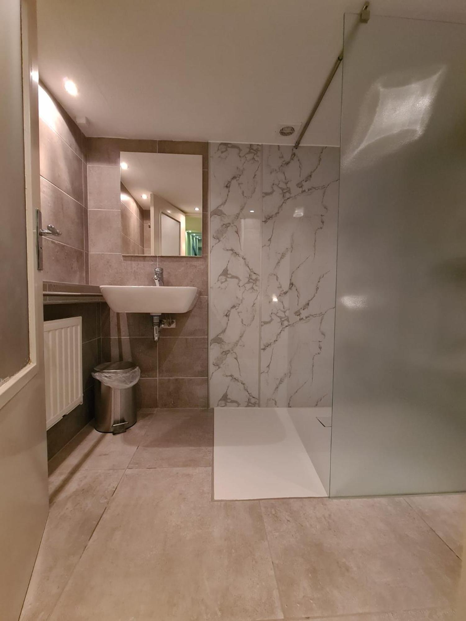 Dorpsdijk 53A Apartment เฟราเวนโปลเดอร์ ภายนอก รูปภาพ